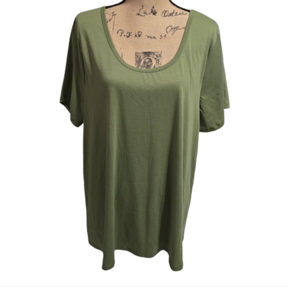 Lularoe Olive Green Plus Size Tunic Top Relaxed Casual Scoop Neck Short Sleeve